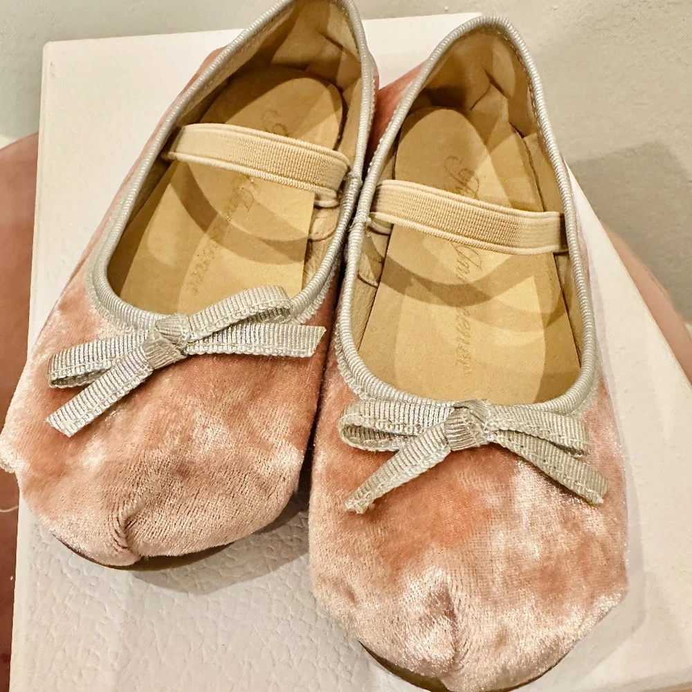 Girls Pink Velvet Ballet Flats with Bow
